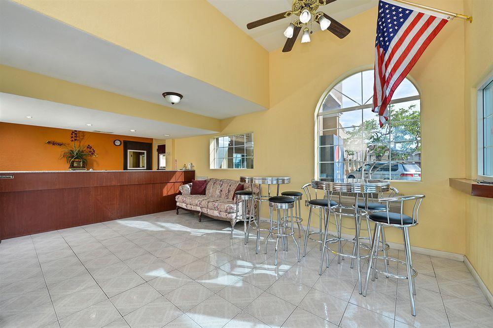 Days Inn By Wyndham El Centro Dış mekan fotoğraf