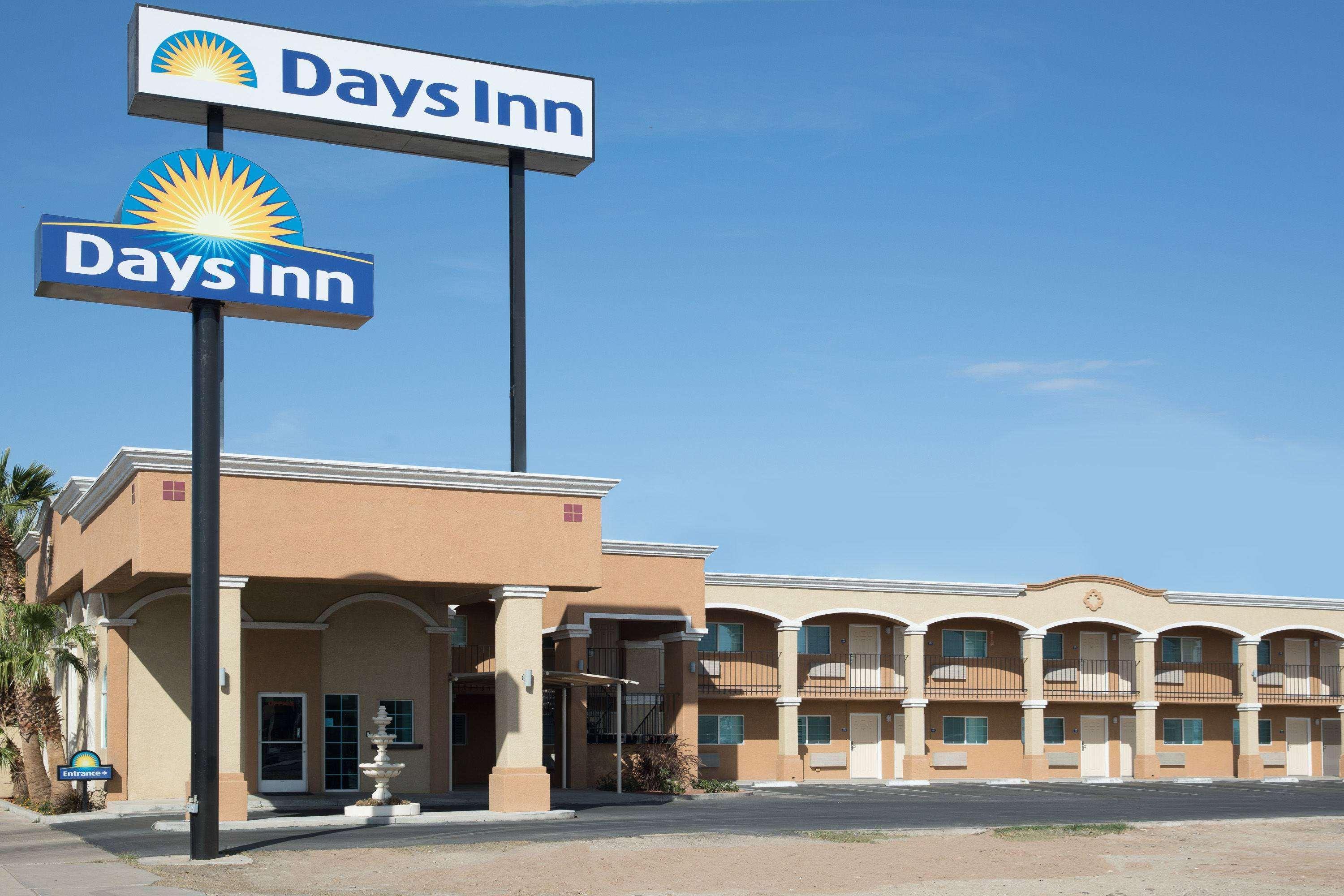Days Inn By Wyndham El Centro Dış mekan fotoğraf