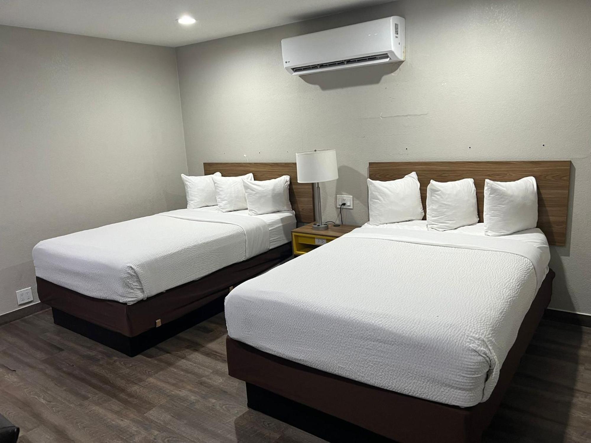 Days Inn By Wyndham El Centro Dış mekan fotoğraf