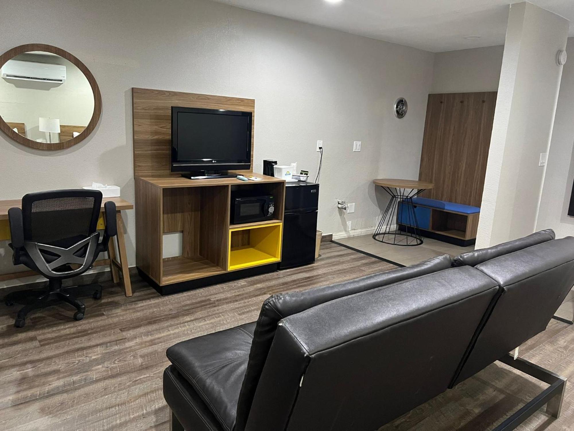 Days Inn By Wyndham El Centro Dış mekan fotoğraf