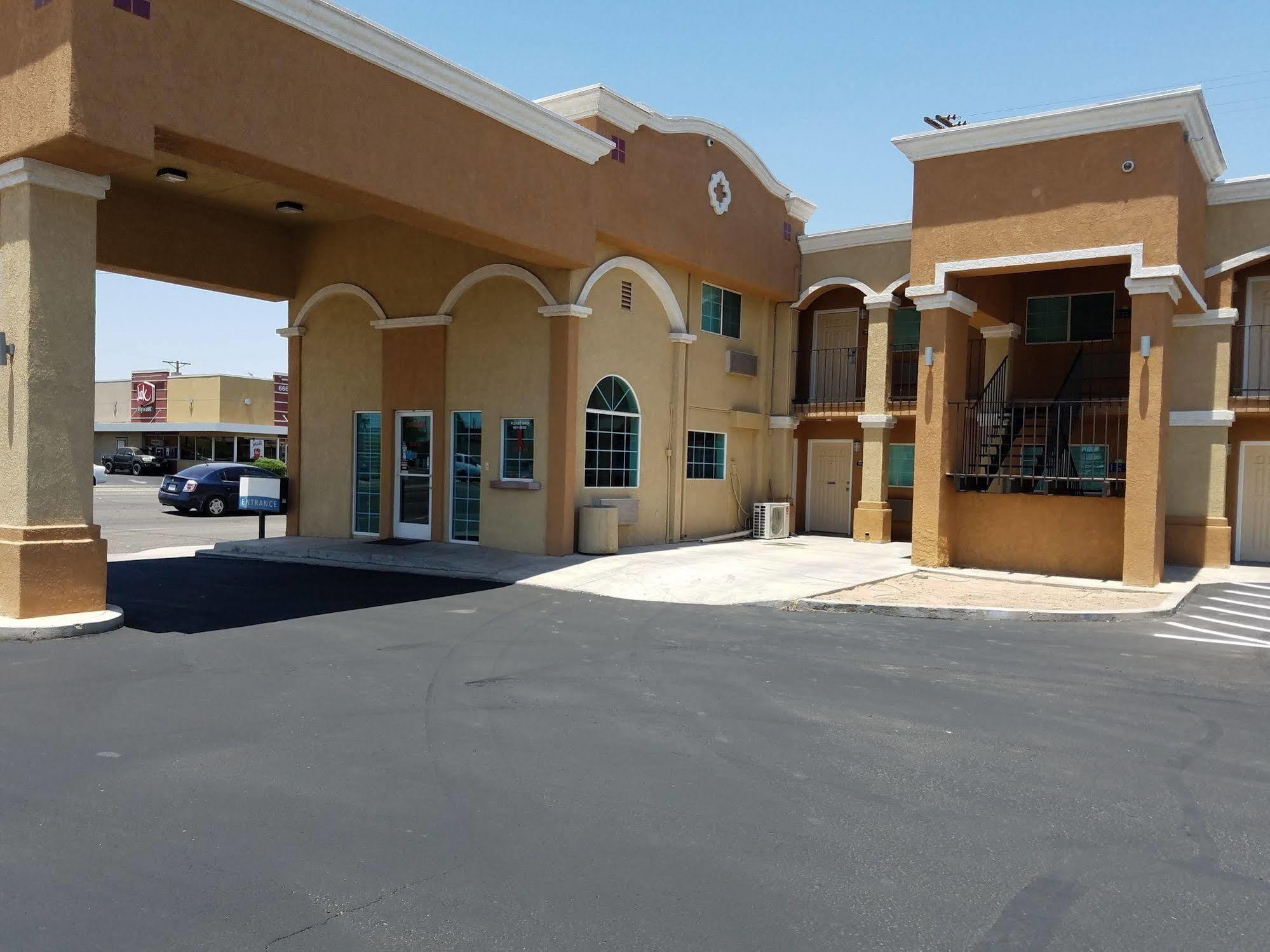 Days Inn By Wyndham El Centro Dış mekan fotoğraf