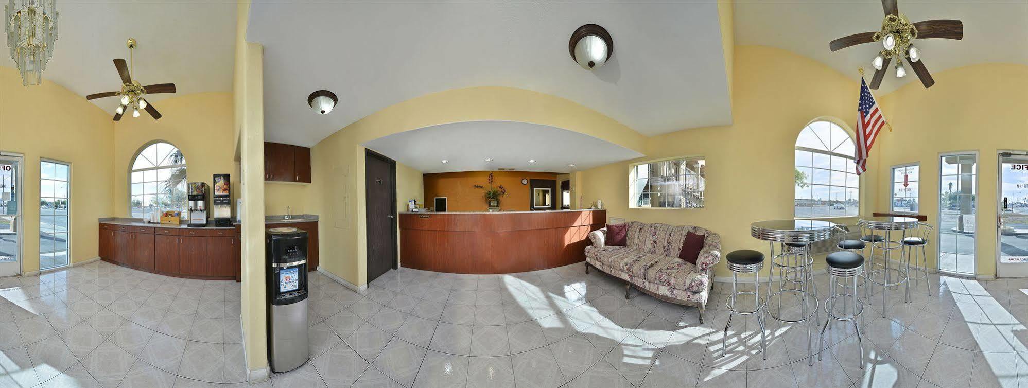 Days Inn By Wyndham El Centro Dış mekan fotoğraf